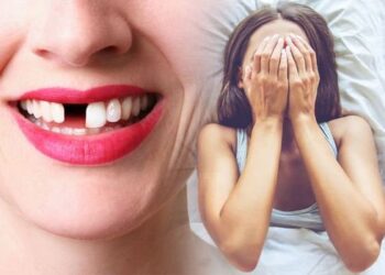 Rüyada Dişlerin Dökülmesi